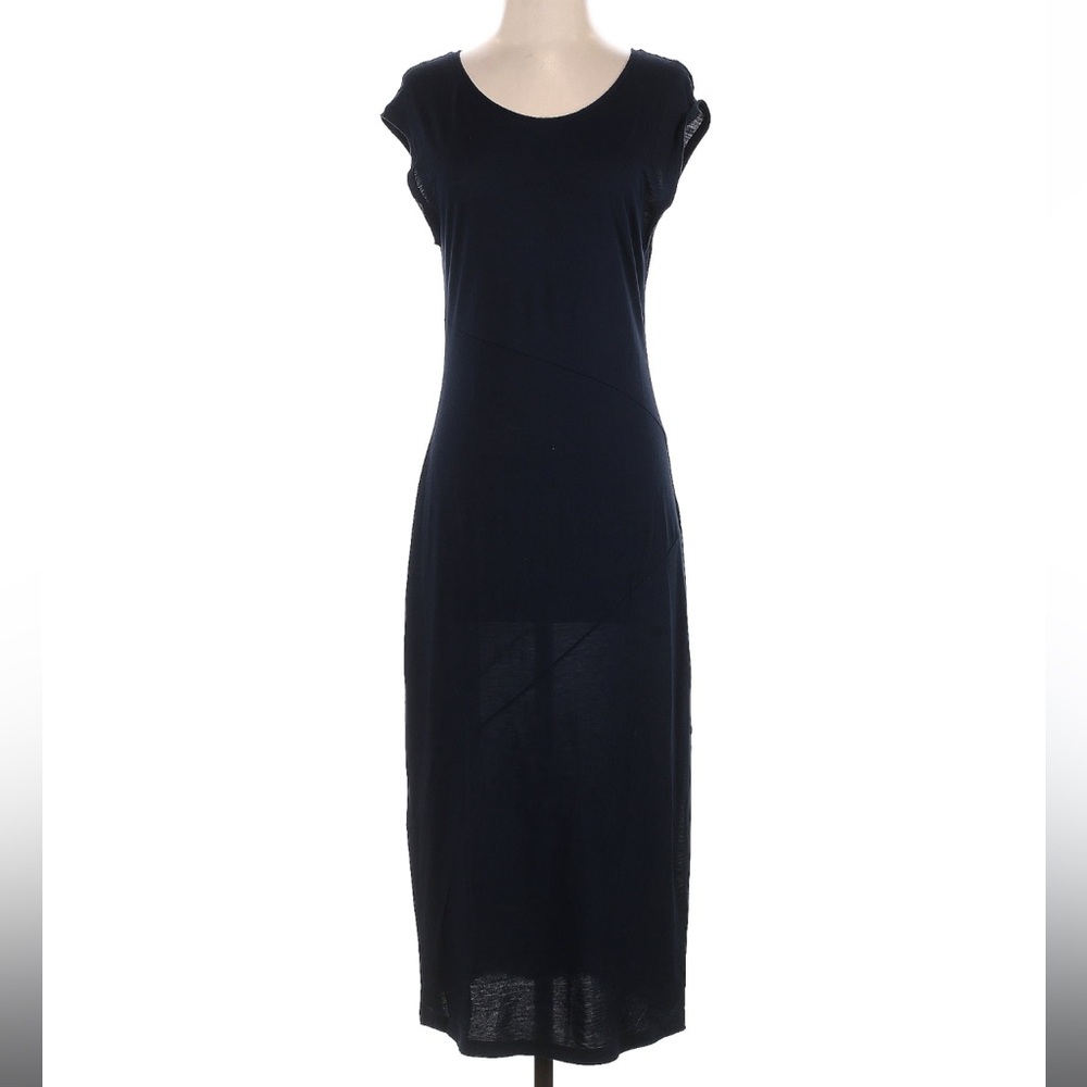 There casual dress in dark blue almost black, in great condition, size S